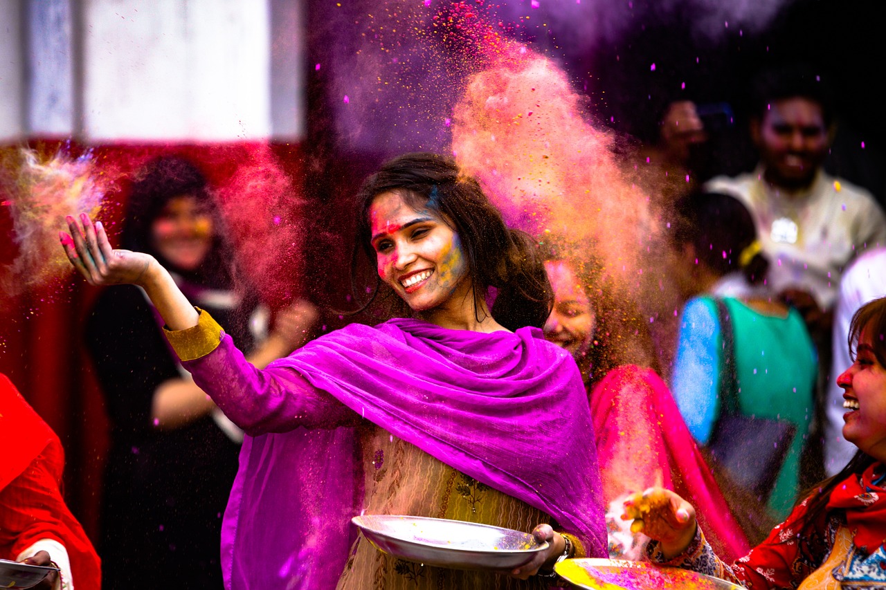 holi 2416686 1280